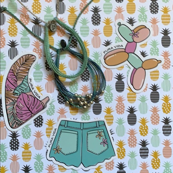 Pura Vida bundle - Picture 1 of 2